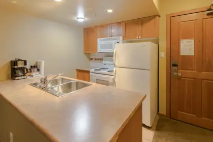 234 4315 Northlands Boulevard, Whistler, BC, Whistler — Apartment/Condo for sale