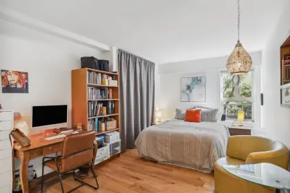104 3264 Oak Street, Vancouver, BC, Vancouver — Townhouse for sale