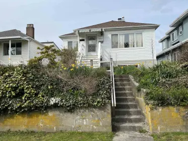 2943 E 44th Avenue, Vancouver, BC, Vancouver — Single Family Residence for sale