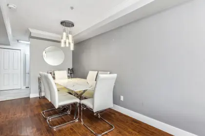 201 2009 E Hastings Street, Vancouver, BC, Vancouver — Apartment/Condo for sale