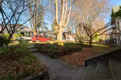 58 E 40th Avenue, Vancouver, BC, Vancouver — Single Family Residence for sale