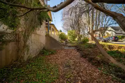 58 E 40th Avenue, Vancouver, BC, Vancouver — Single Family Residence for sale