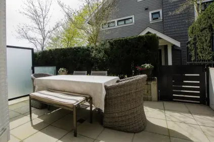 4931 Mackenzie Street, Vancouver, BC, Vancouver — Townhouse for sale
