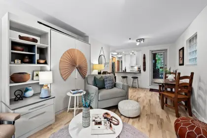 102 2160 Cornwall Avenue, Vancouver, BC, Vancouver — Townhouse for sale