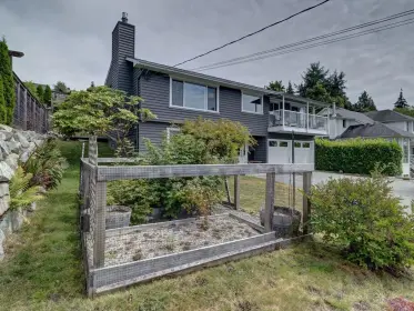 1554 Grandview Road, Gibsons, BC, Gibsons — Single Family Residence for sale