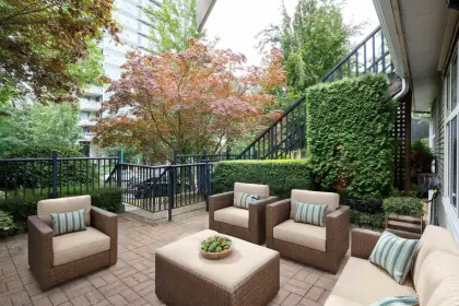 4 7077 Edmonds Street, Burnaby, BC, Burnaby — Apartment/Condo for sale