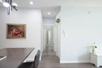 221 2665 Mountain Highway, North Vancouver, BC, North vancouver — Apartment/Condo for sale