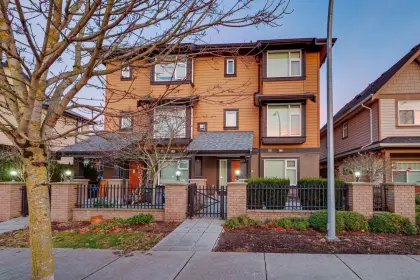 4 4766 55b Street, Delta, BC, Delta — Townhouse for sale
