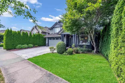 16231 31 Avenue, Surrey, BC, Surrey — Single Family Residence for sale