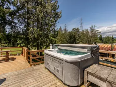 Garden / Landscaping Photo of 10069 Wolfe Street, Mission, BC
