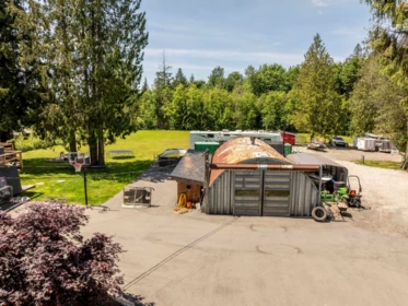 Hot Tub / Spa Photo of 10069 Wolfe Street, Mission, BC