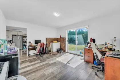45098 Stevenson Road, Chilliwack, BC, Chilliwack — Single Family Residence for sale