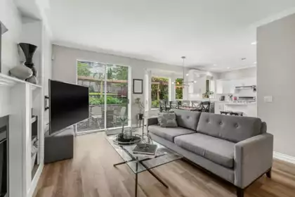 34 Foxwood Drive, Port Moody, BC, Port Moody — Single Family Residence for sale