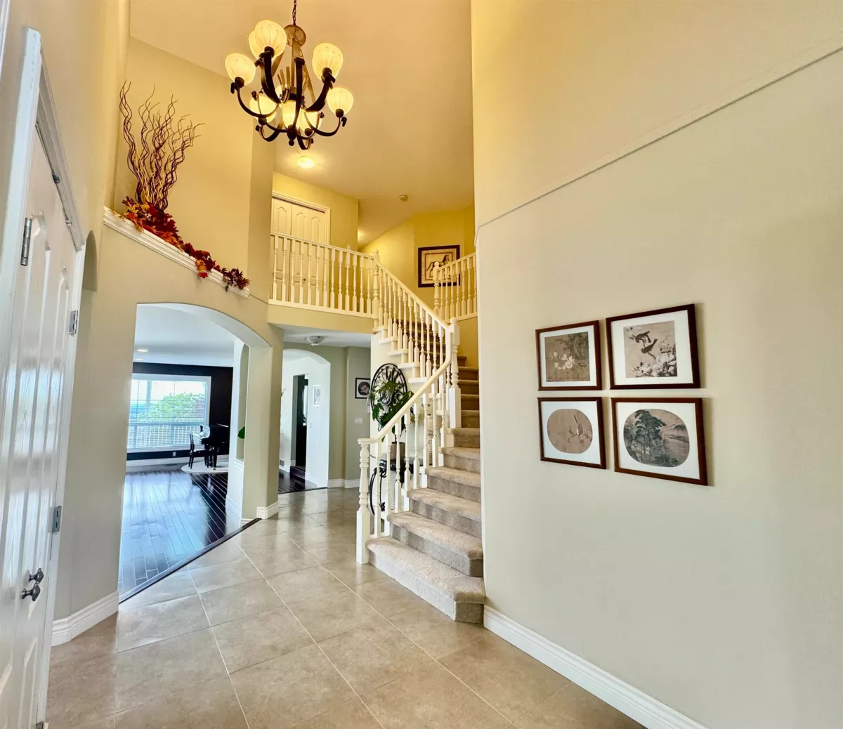 Dining Area Photo of 3066 Tanager Court, Coquitlam, BC