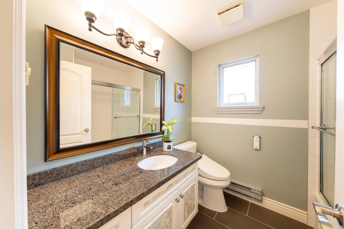 Entry Foyer Photo of 3066 Tanager Court, Coquitlam, BC