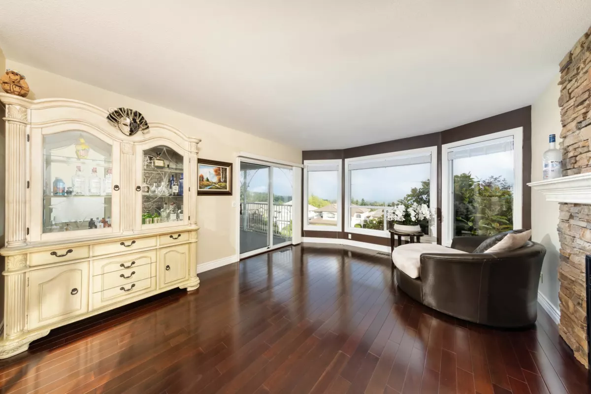 Primary Bathroom Photo of 3066 Tanager Court, Coquitlam, BC