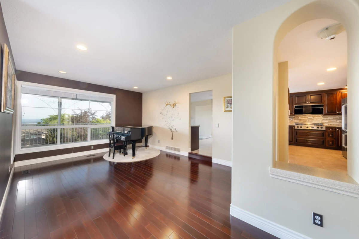 Primary Bedroom Photo of 3066 Tanager Court, Coquitlam, BC