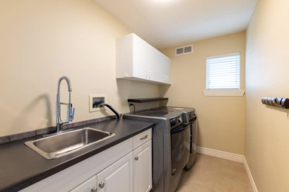 Powder Room Photo of 3066 Tanager Court, Coquitlam, BC