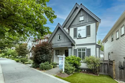 14681 Winter Crescent, Surrey, BC, Surrey — Single Family Residence for sale