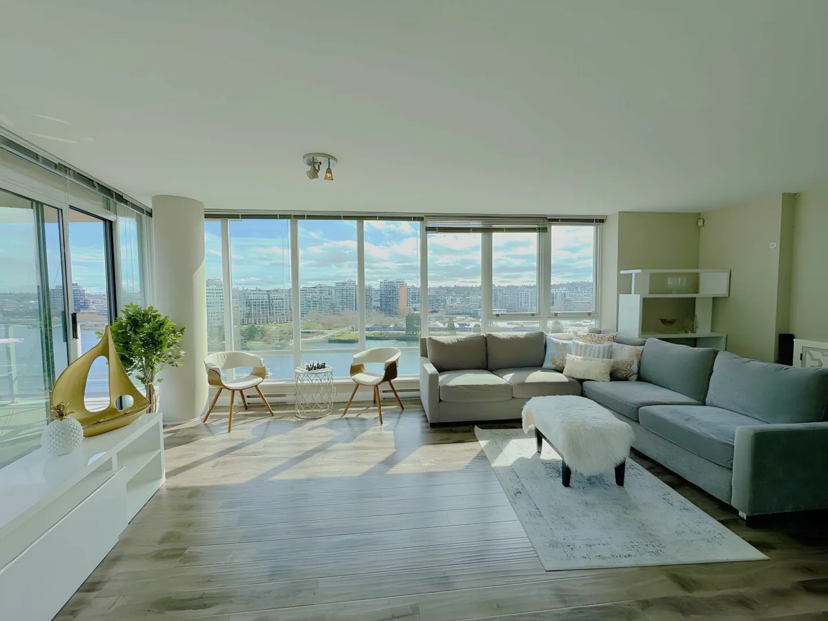 Living Room Photo of 1506 980 Cooperage Way, Vancouver, BC