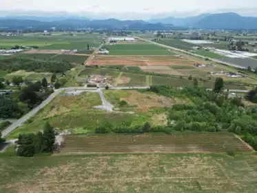 Garden / Landscaping Photo of 4292 Seldon Road, Abbotsford, BC