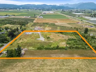 Backyard Photo of 4292 Seldon Road, Abbotsford, BC