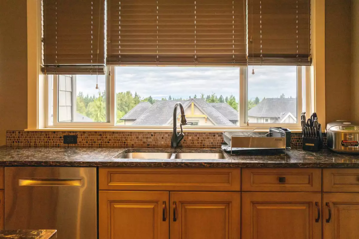Kitchen Island Photo of 20 24455 61 Avenue, Langley, BC