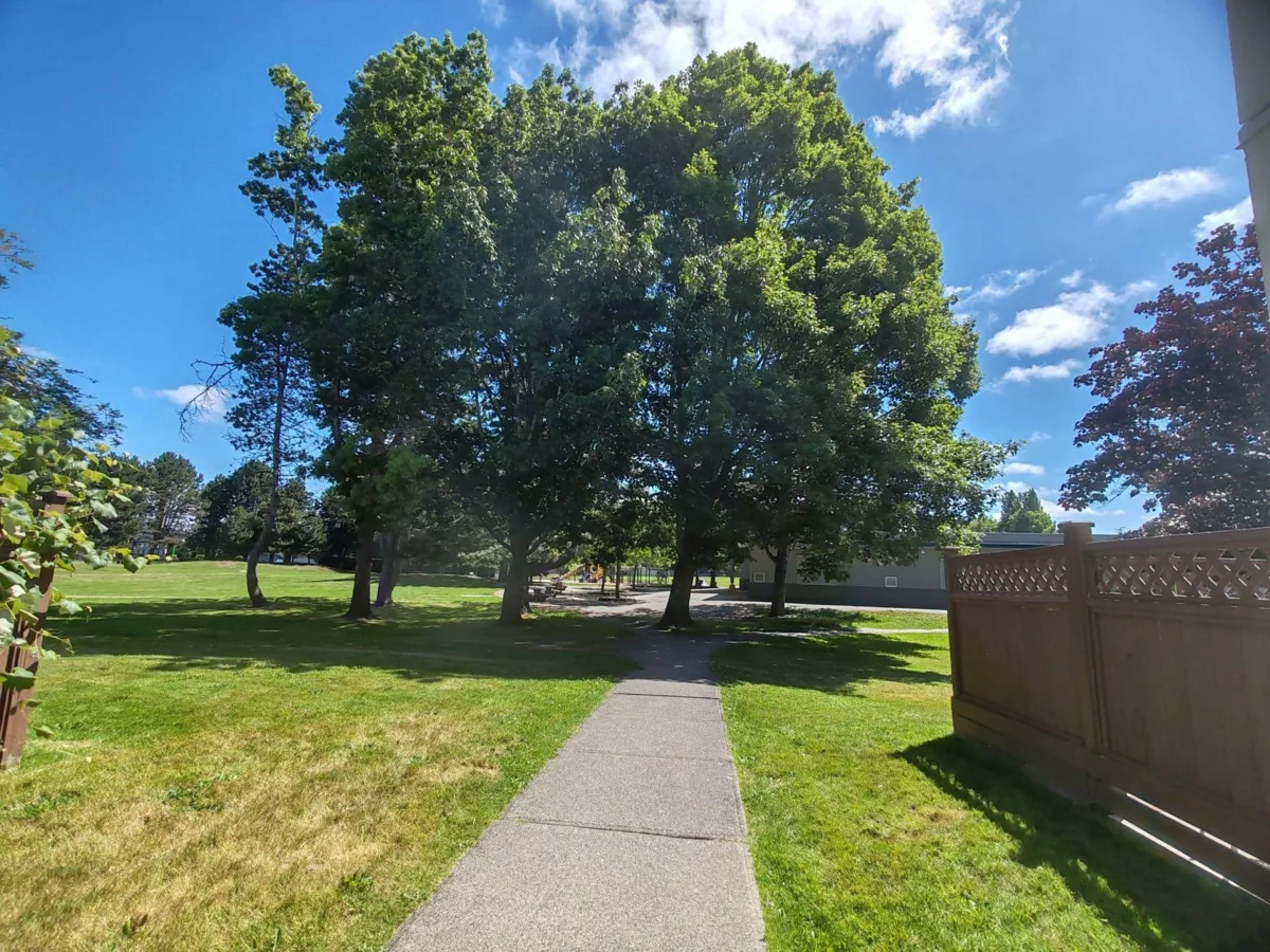 Kitchen Island Photo of 204 7240 Lindsay Road, Richmond, BC