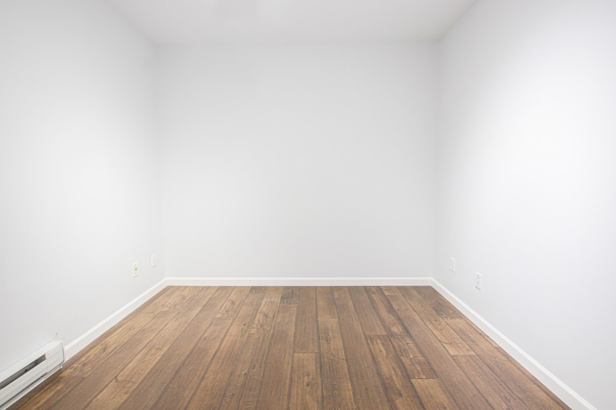 Walk-In Closet Photo of 404 22351 St Anne Avenue, Maple Ridge, BC