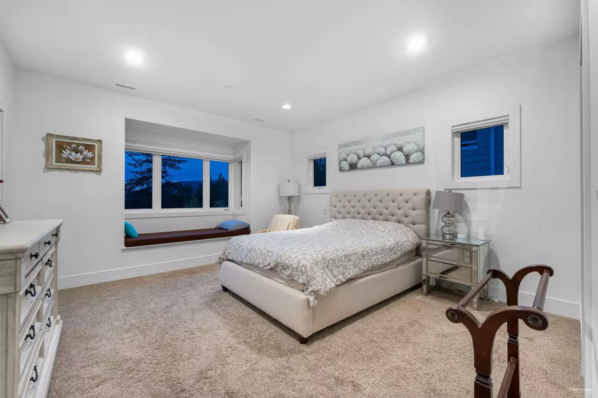 Basement Recreation Room Photo of 4061 St. Pauls Avenue, North Vancouver, BC