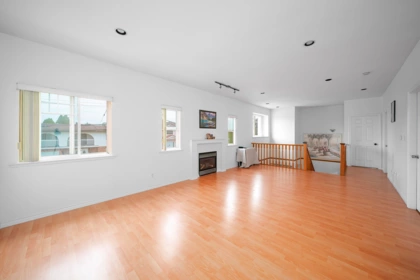 Kitchen Photo of 6789 Gilley Avenue, Burnaby, BC