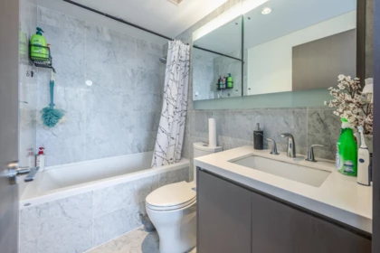 Guest Bathroom Photo of 2807 6538 Nelson Avenue, Burnaby, BC