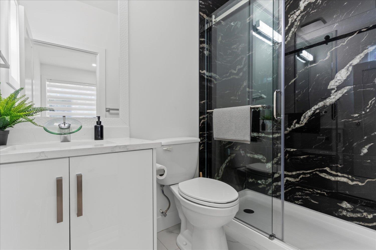 Bedroom 2 Photo of 1684 Mckenzie Road, Abbotsford, BC