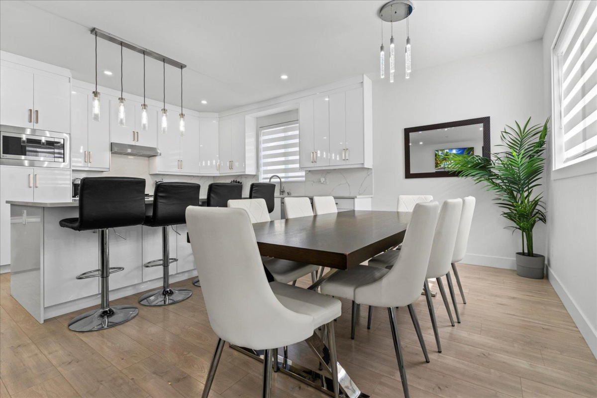 Dining Area Photo of 1684 Mckenzie Road, Abbotsford, BC