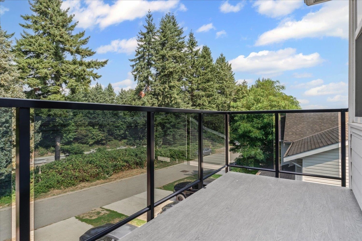 Mudroom Photo of 1684 Mckenzie Road, Abbotsford, BC