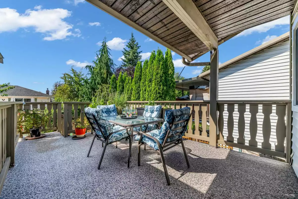 Backyard Photo of 26580 28b Avenue, Langley, BC