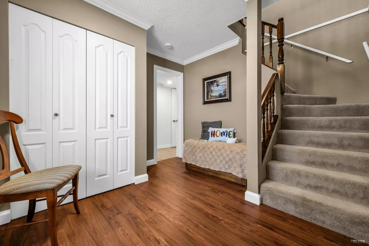 Family Room Photo of 26580 28b Avenue, Langley, BC