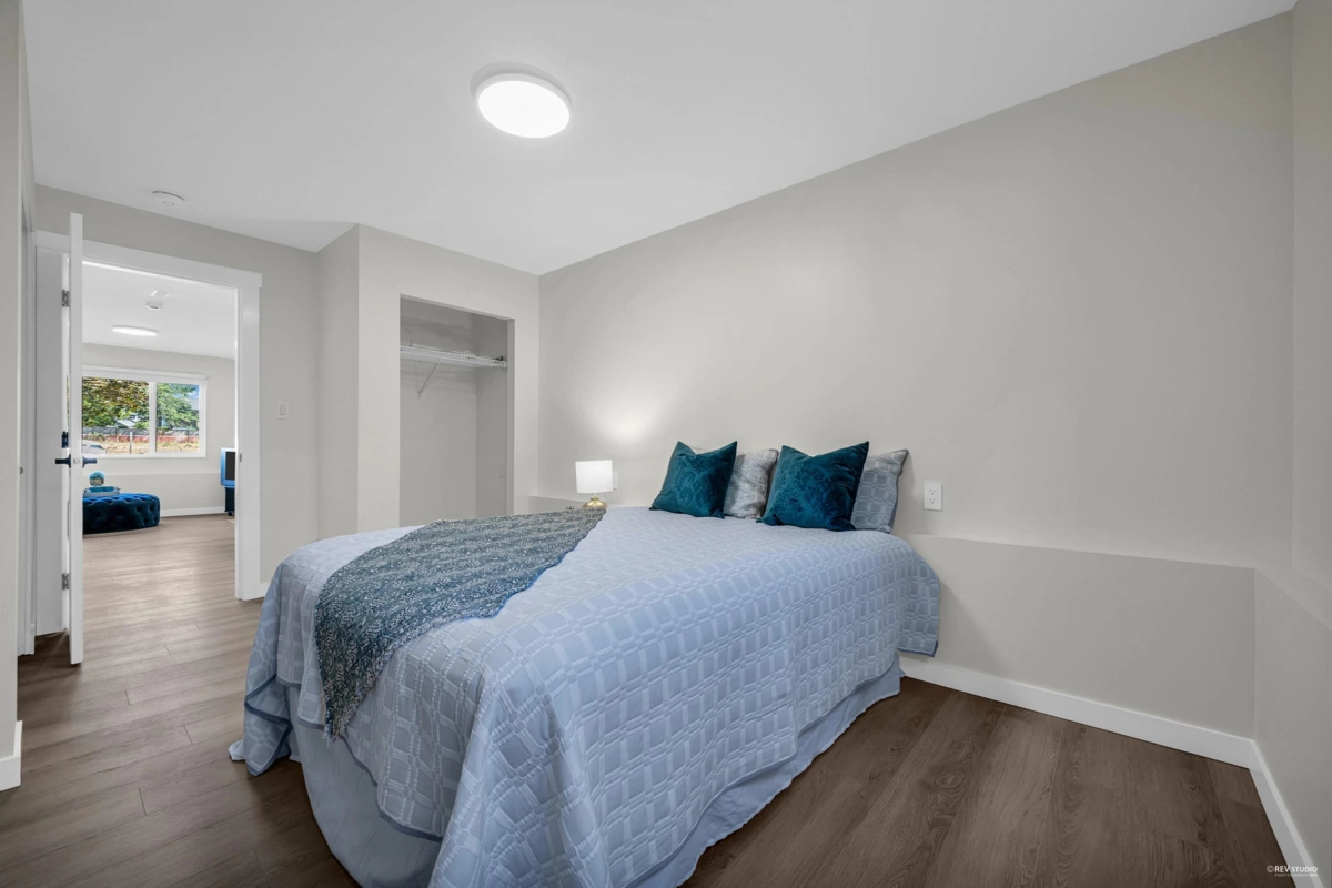 Garage Interior Photo of 26580 28b Avenue, Langley, BC