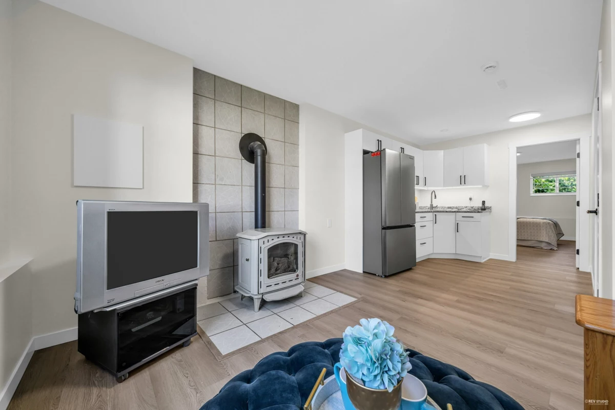 Hallway Photo of 26580 28b Avenue, Langley, BC