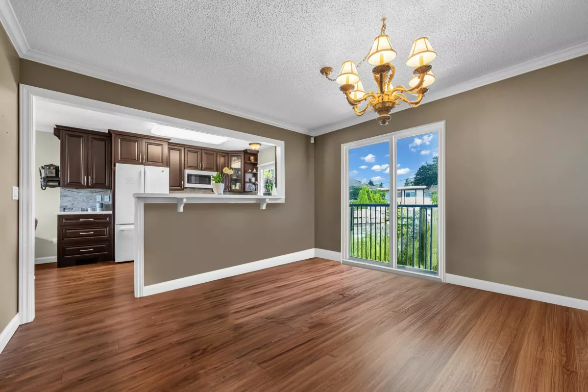Kitchen Photo of 26580 28b Avenue, Langley, BC