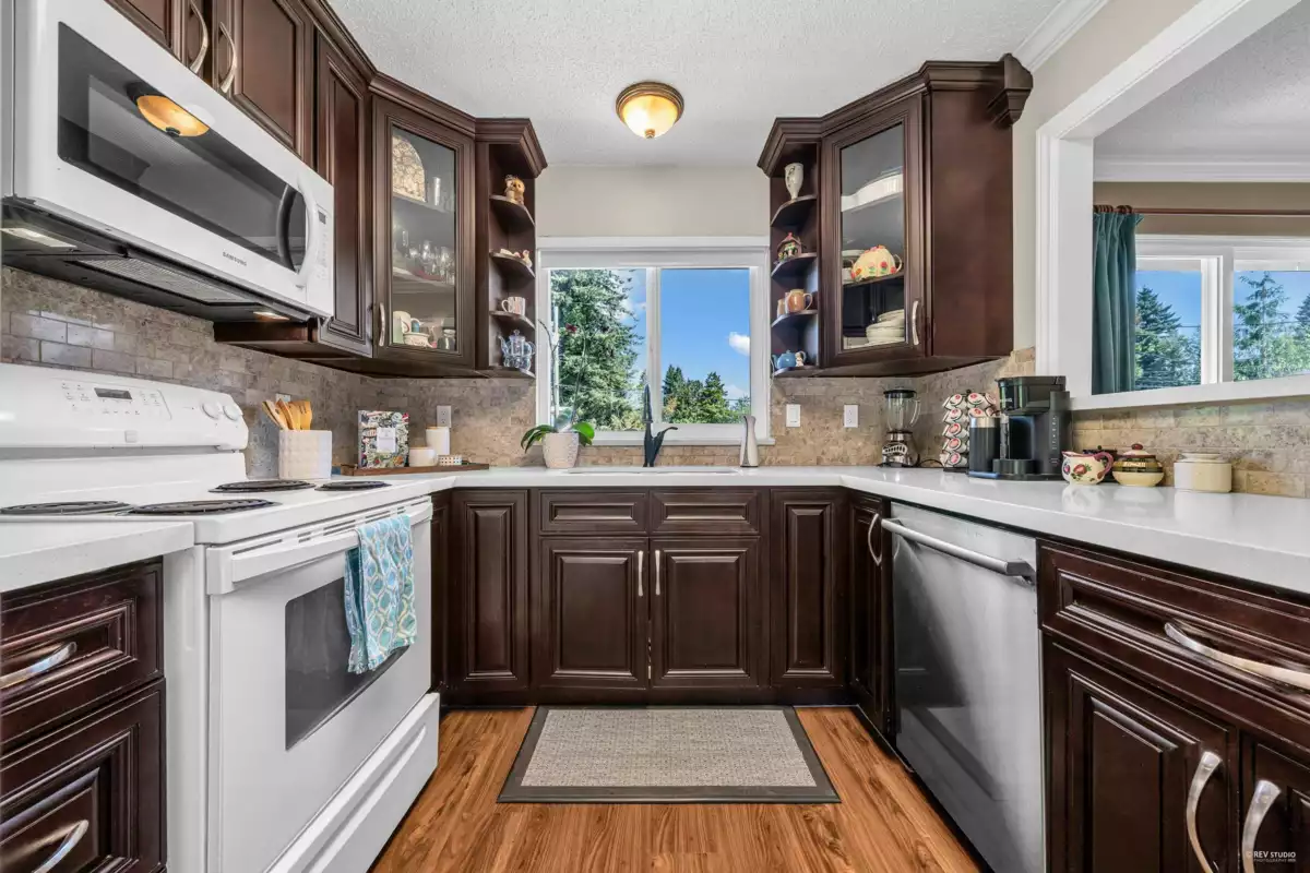 Primary Bedroom Photo of 26580 28b Avenue, Langley, BC