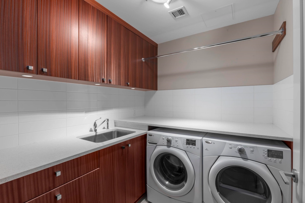 Hallway Photo of 2780 Highgrove Place, West Vancouver, BC