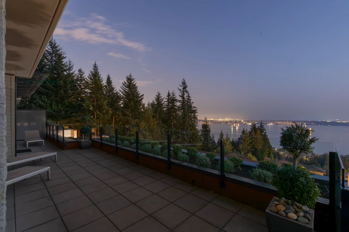 Outdoor Deck Photo of 2780 Highgrove Place, West Vancouver, BC