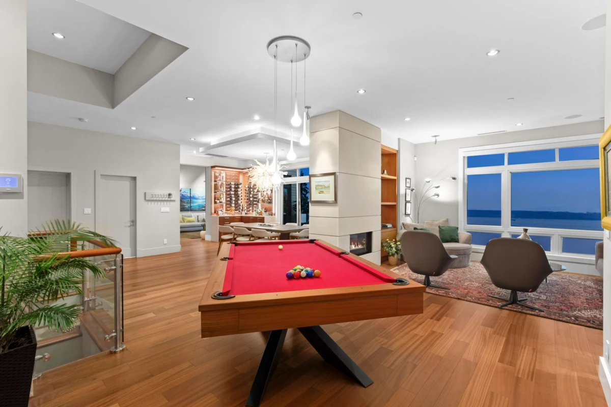 Primary Bedroom Photo of 2780 Highgrove Place, West Vancouver, BC