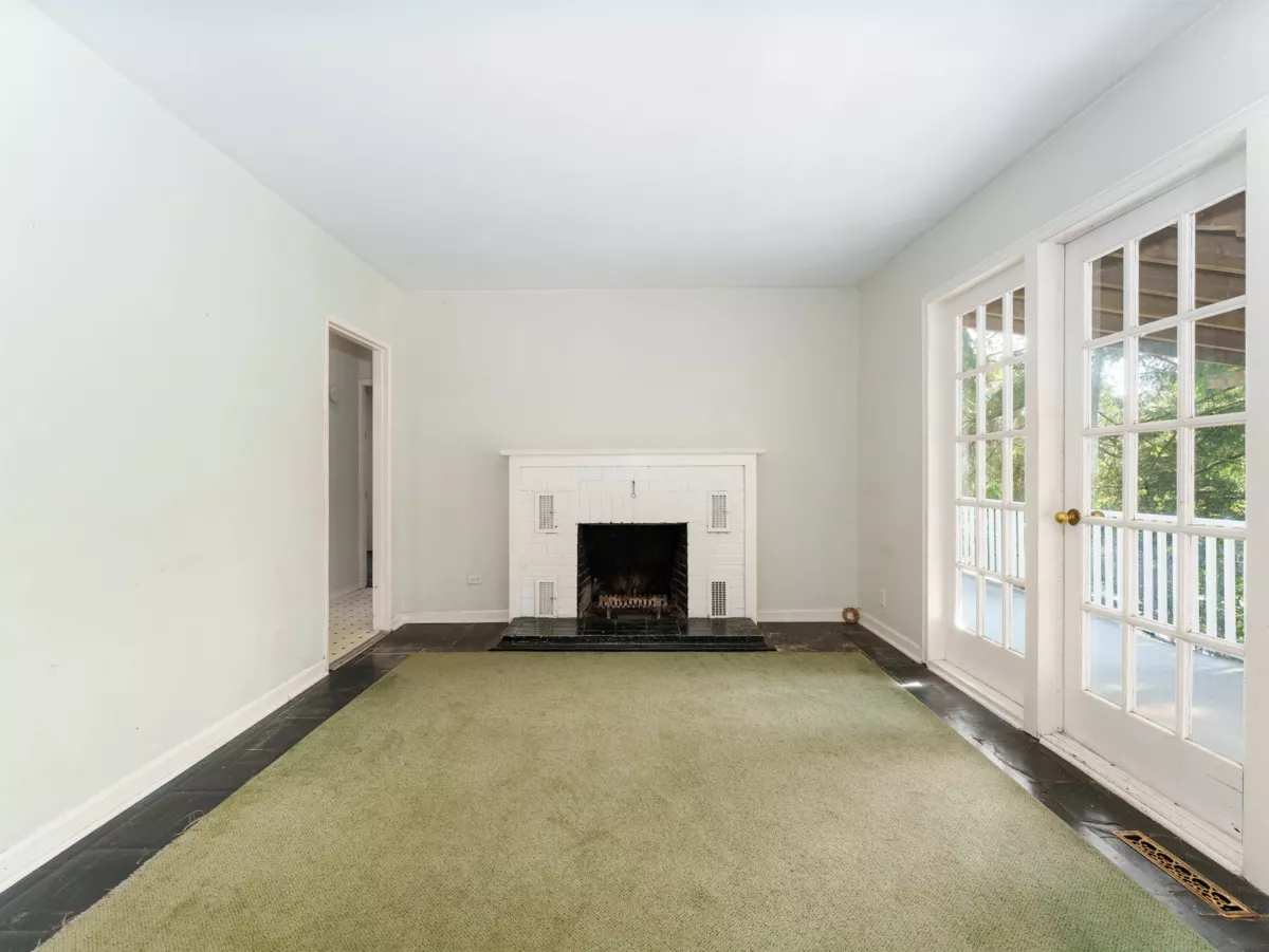 Laundry Room Photo of 4150 Dollarton Highway, North Vancouver, BC