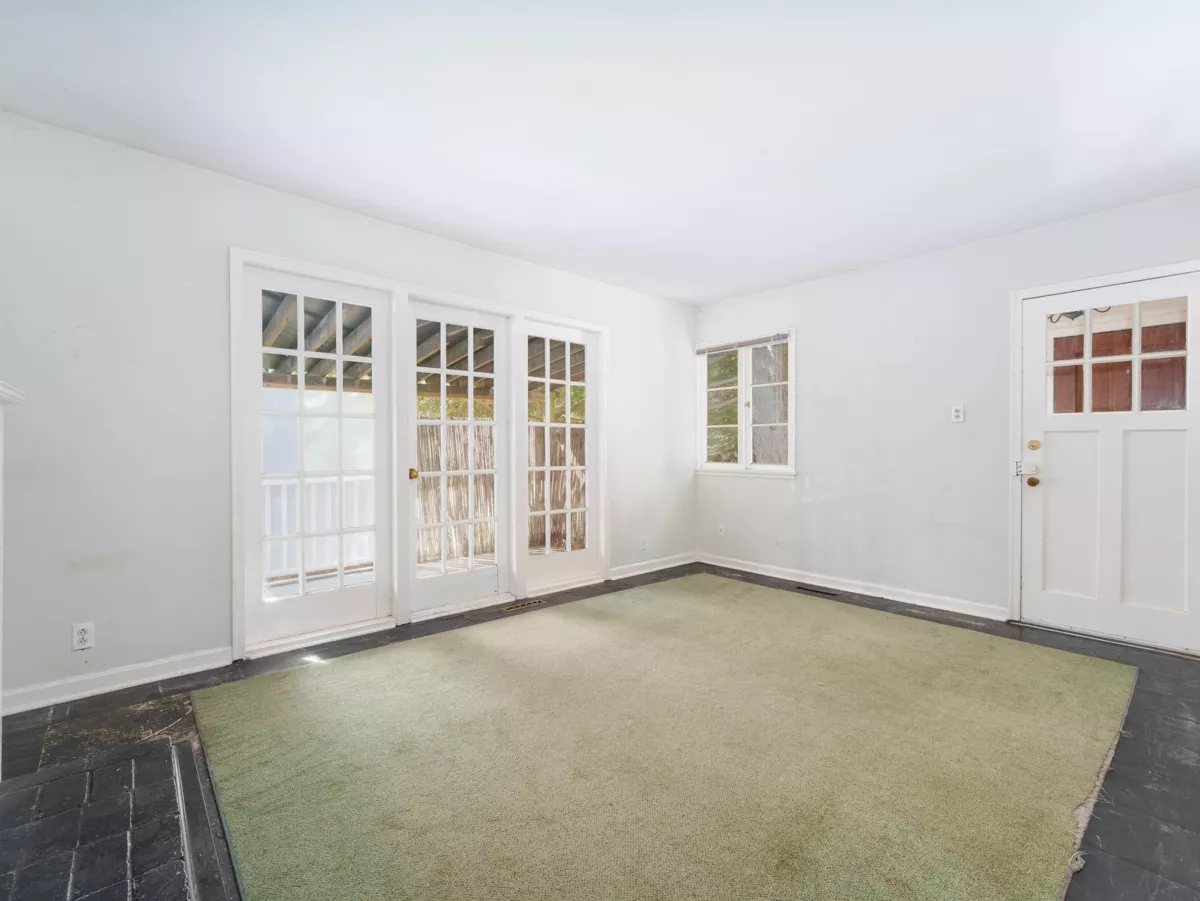 Loft / Bonus Room Photo of 4150 Dollarton Highway, North Vancouver, BC