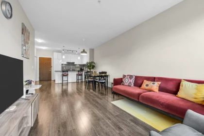 223 9388 Tomicki Avenue, Richmond, BC, Richmond — Apartment/Condo for sale