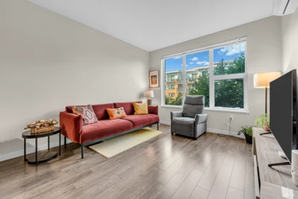 223 9388 Tomicki Avenue, Richmond, BC, Richmond — Apartment/Condo for sale