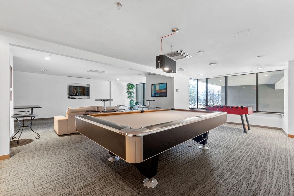 Entry Foyer Photo of 801 980 Cooperage Way, Vancouver, BC