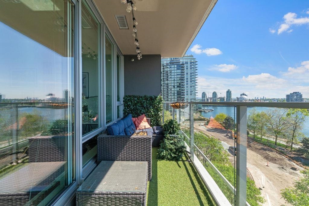Guest Bathroom Photo of 801 980 Cooperage Way, Vancouver, BC